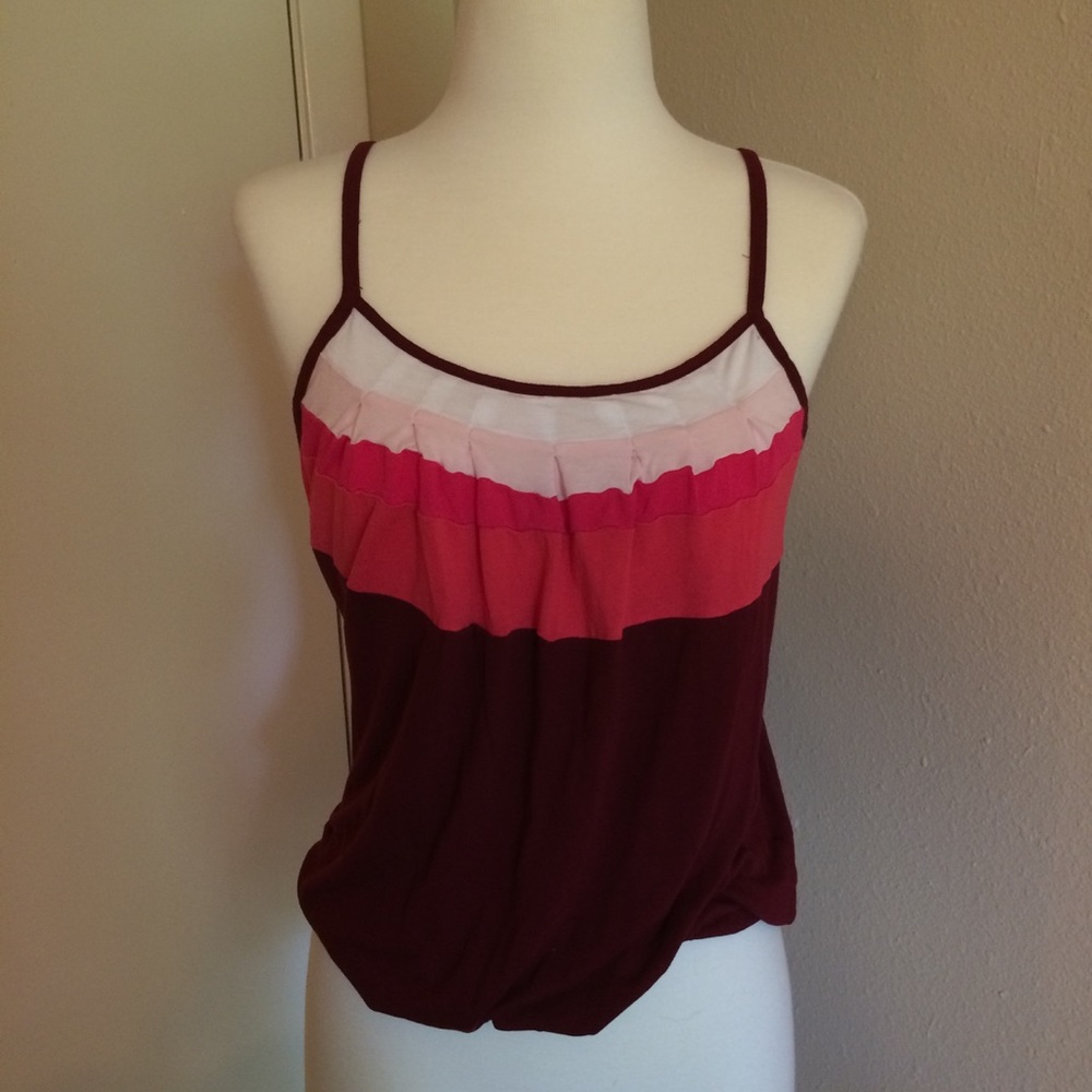 NY&Co medium tank - it’s HOT🔥 again... - Picture 2 of 4